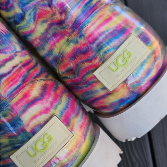 UGG Classic Clear Mini Pixelate - Picture 4 of 10